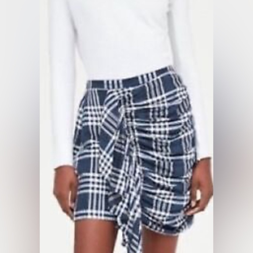 Zara Woman Distressed Finish Cascading Ruffle Checkered Plaid Skirt SZ M NWOT